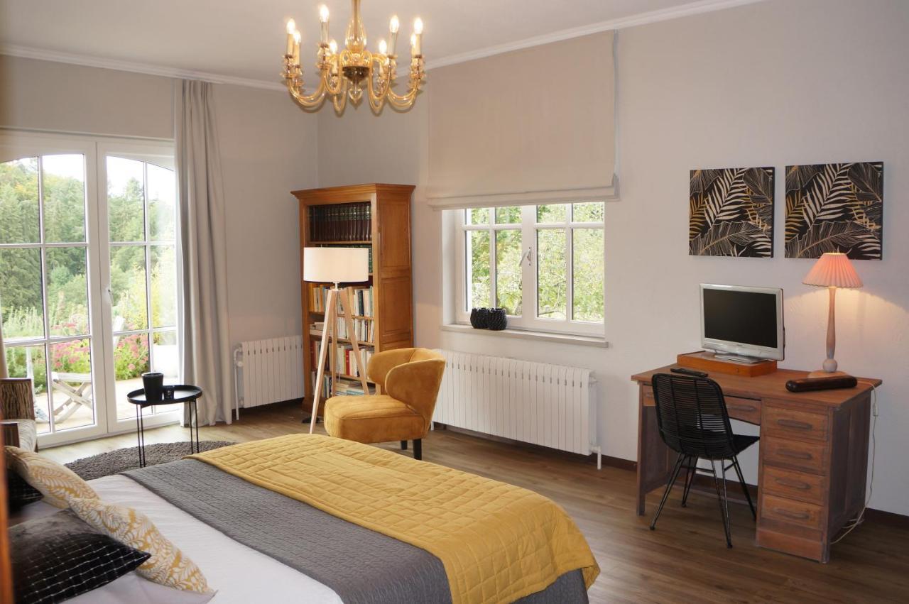 B&B Les Cresses Ciney Dış mekan fotoğraf