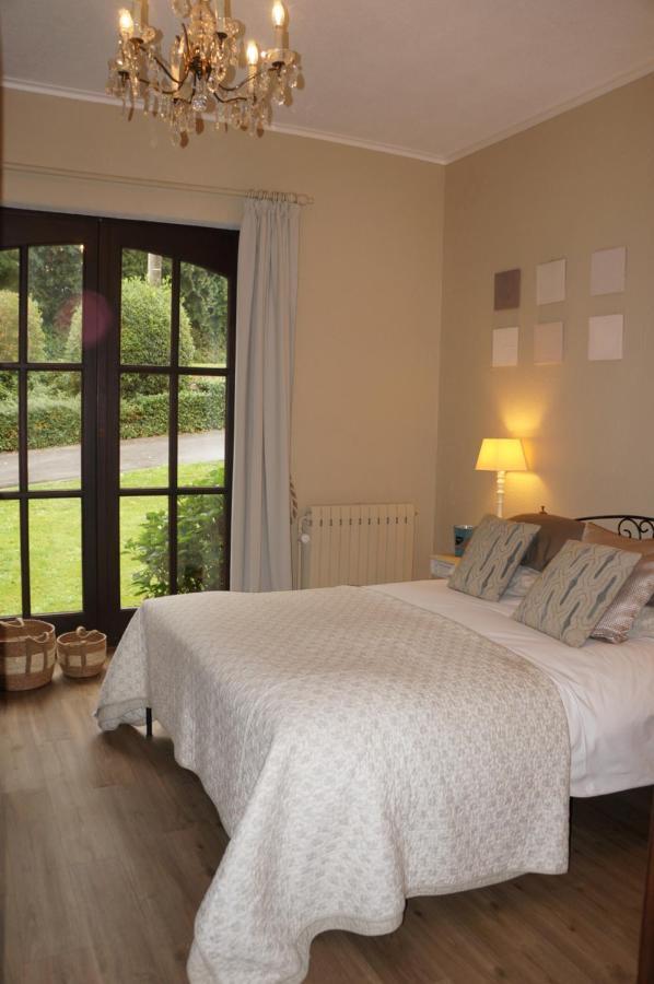 B&B Les Cresses Ciney Dış mekan fotoğraf